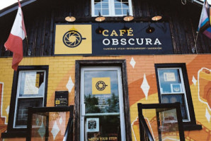 Cafe Obscura outside
