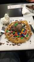 Creams Cafe food