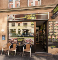 Shawarma Huset inside