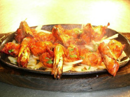 Jay Raj Indian Cuisine food
