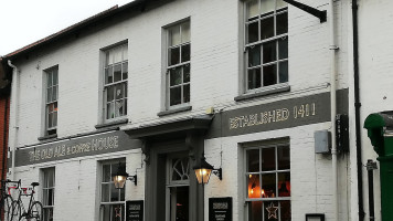The Old Ale House outside