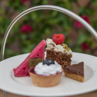 Afternoon Tea At Doubletree By Hilton Kensington food