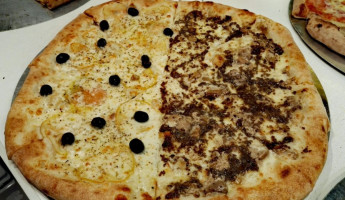 A Tutto Pizza Di Trivisonno Ilenia food