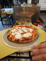 Pizzeria Garage 51 food