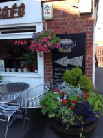 Coco Cafe Claygate food