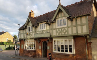 Chequers Pub And Kitchen outside