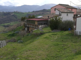 Colle Regnano Agriturismo outside