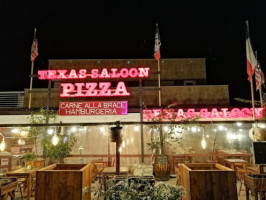 Texas Saloon outside