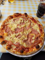 Pizza Europa food