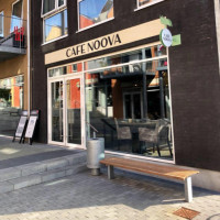 Cafe Noova outside