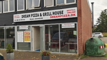 Dream Pizza Grill House outside