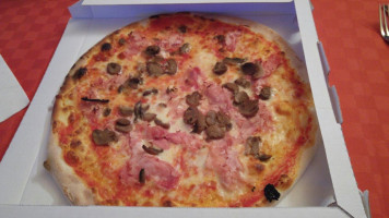 Zio Pizza Giussano food