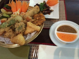 Emerald Thai food
