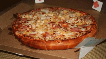 Giant Pizza Uk food