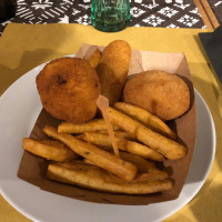 Mondo Arancina food