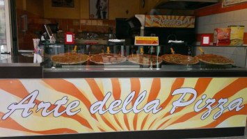 Arte Della Pizza food