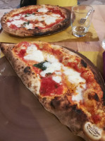 Pizzeria Made In Naples food