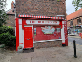 The Rolling Pin outside