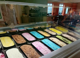 Darracotte's Coffee Shop Ice Cream Parlour food