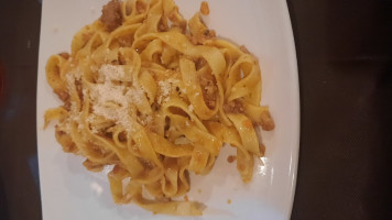 Le Pietre Di Canossa food