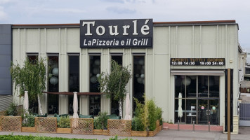 Tourle La Pizzeria food