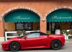 Pizzeria Locanda Ferrari outside