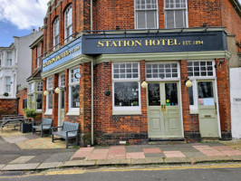 The Station Pub And Kitchen outside