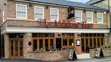 The Willow Tree outside