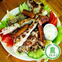 Sulas Greek Taverna food