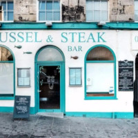 Mussel And Steak outside