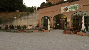 Trattoria Della Filiera outside