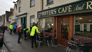 Huffers Cafe food
