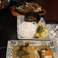 Suum Vietnamese Kitchen food
