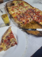 Pizzeria Ramona food