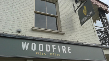 Woodfire, Pizza And Mezze food