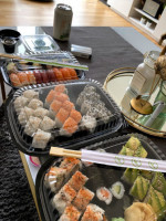 Akiba Sushi inside