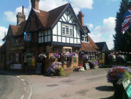 Polhill Arms outside