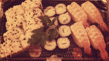 Edo Sushi House food