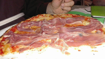 Pizzeria Re Cupido food