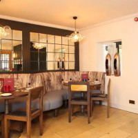 The Chilworth Arms food