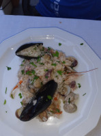 Trattoria Ponte Del Mare food