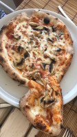 Pizzeria Mari Del Sud food