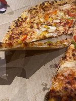 Domino's Pizza Lincoln Central food