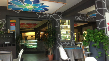 Cafe' Sikelia inside