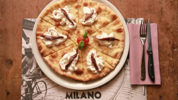 Milano Pizza Drinks food