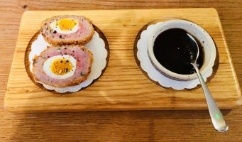 The Pony & Trap food