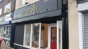 Fratelli outside