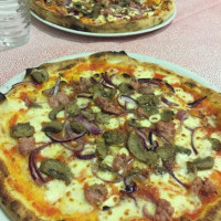 Pizzeria Notte E Di' food