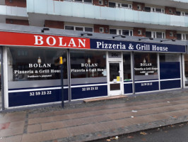 Bolan Pizzeria food