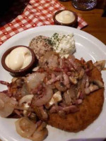 Schnitzelparadies food